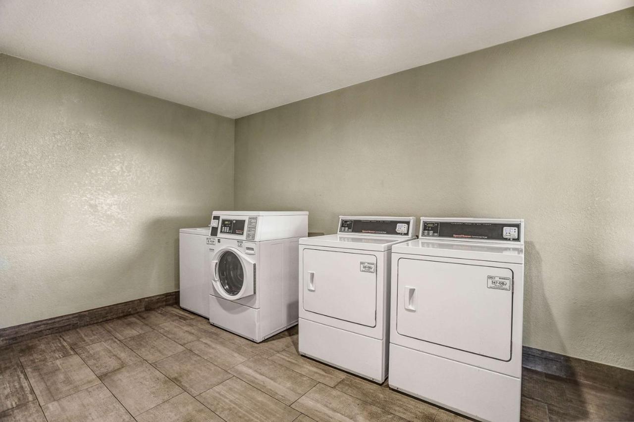 Motel 6-Amarillo, Tx - Airport Εξωτερικό φωτογραφία